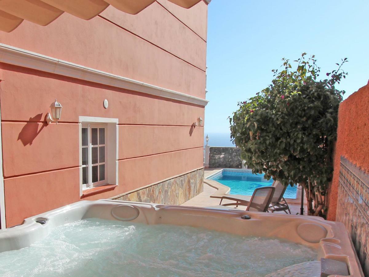 Vivatenerife - Villa With Pool, Jacuzzi And Sea View Chayofa Exterior photo